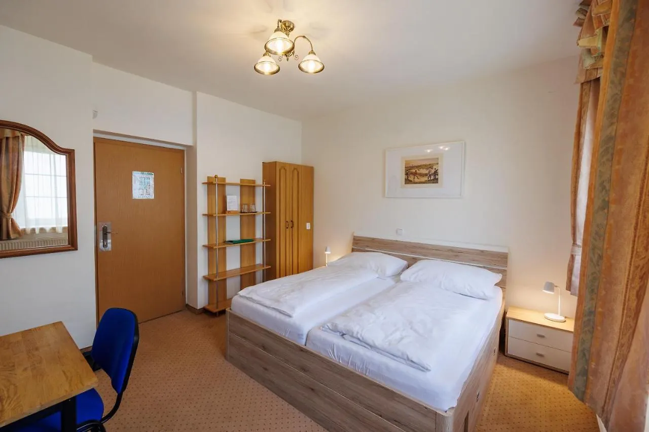 Pension U Golfu Cihelny Karlsbad Gasthuis
