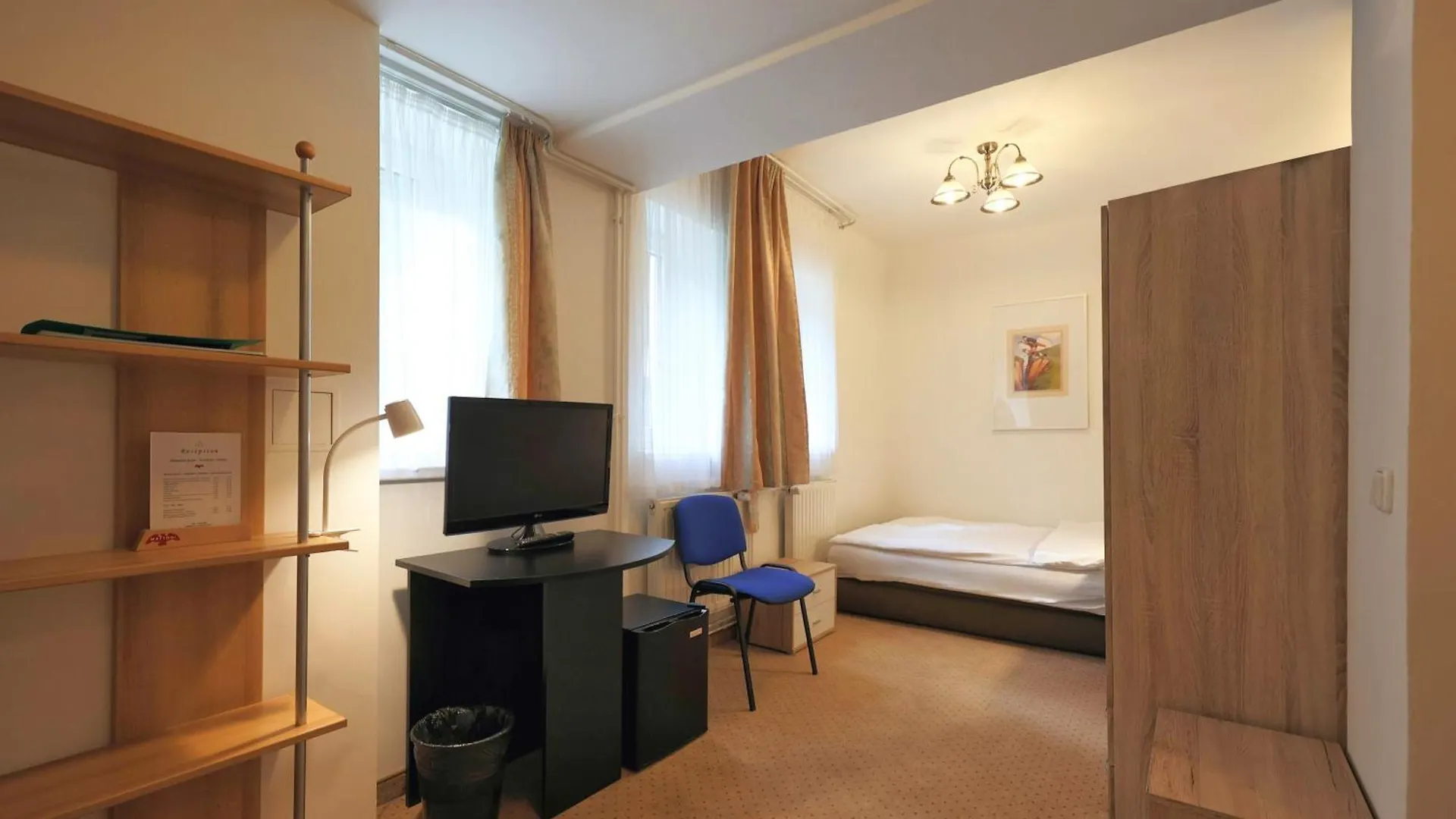Gasthuis Pension U Golfu Cihelny Karlsbad Tsjechië